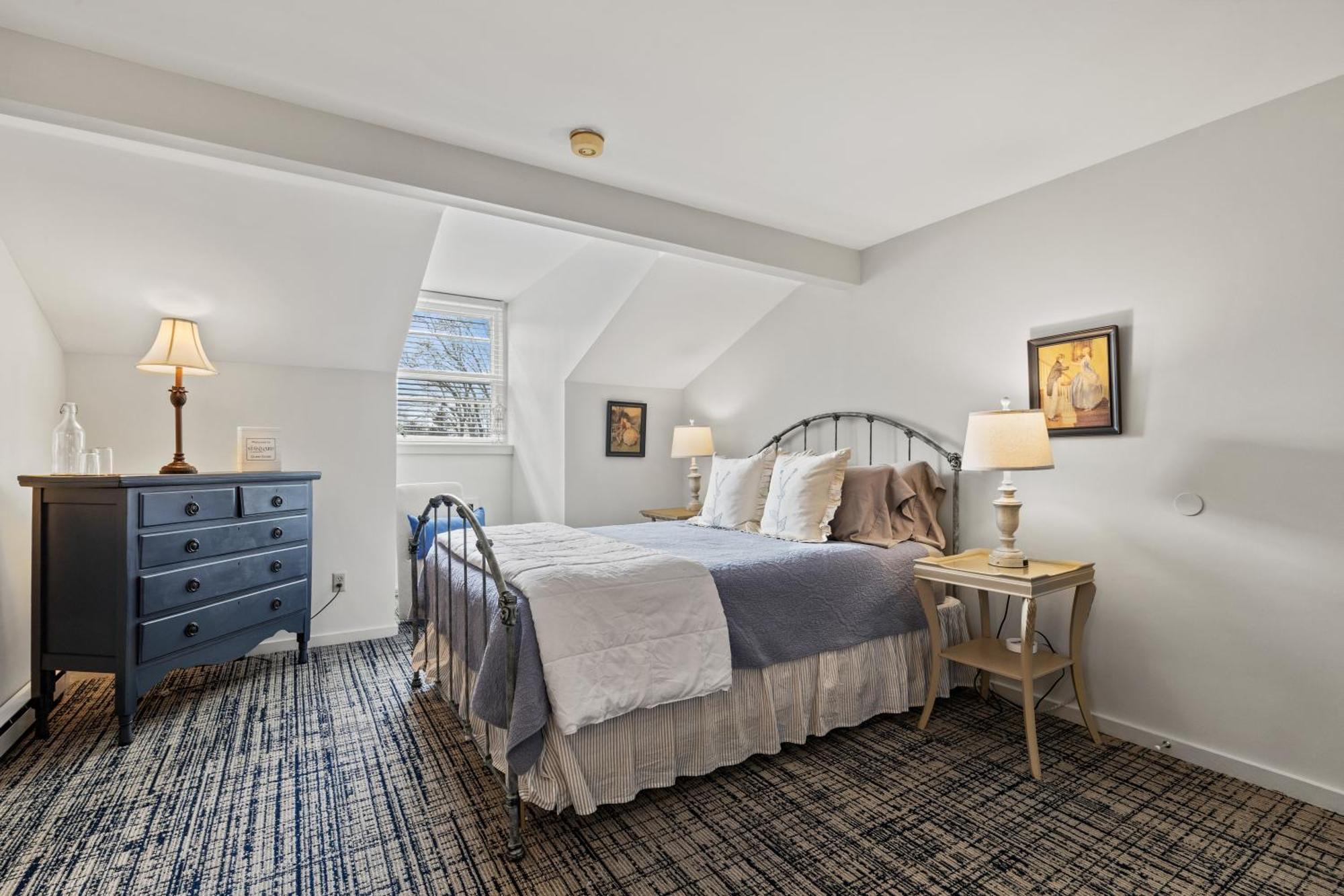The Captain Stannard Westbrook Room photo